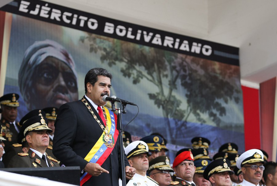 Presidente Maduro llama a estar alerta y a defender la Patria