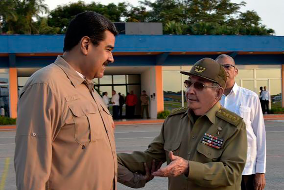 Presidente Maduro y Raúl Castro