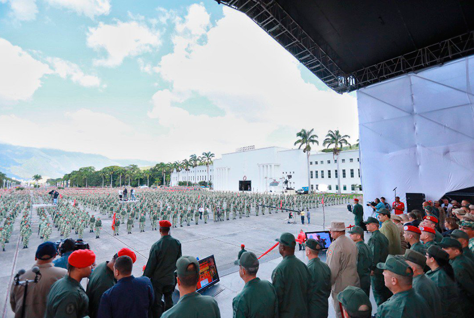 Acto de conmemoración a Simón Bolívar