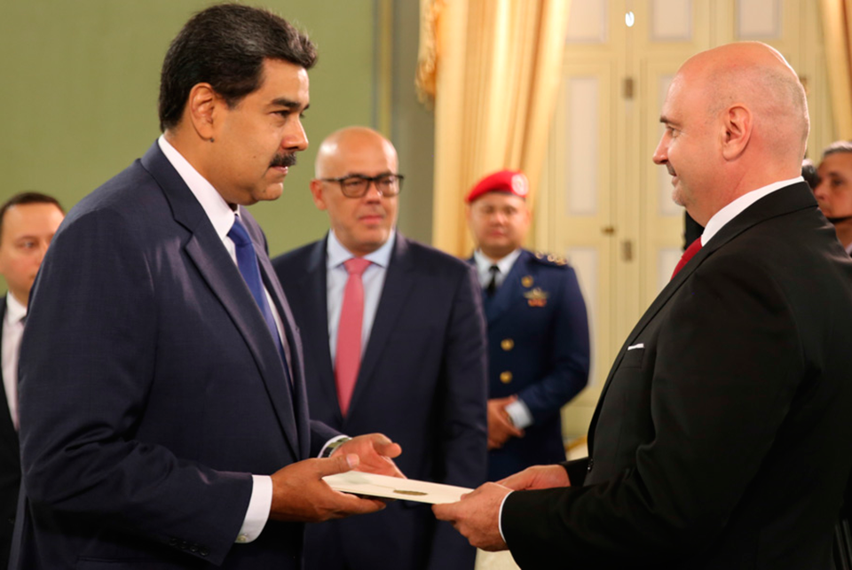 Presidente Maduro recibió cartas credenciales de-embajadores en el Palacio de Miraflores