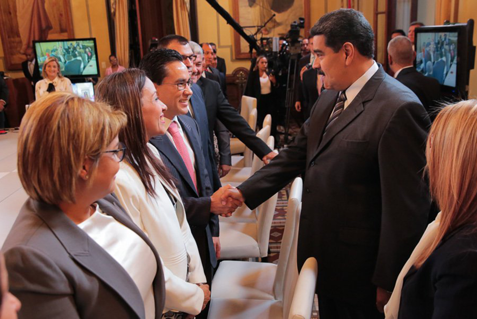 Recuperación económica y protección del pueblo