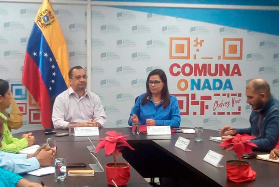 Entrega de leyes populares