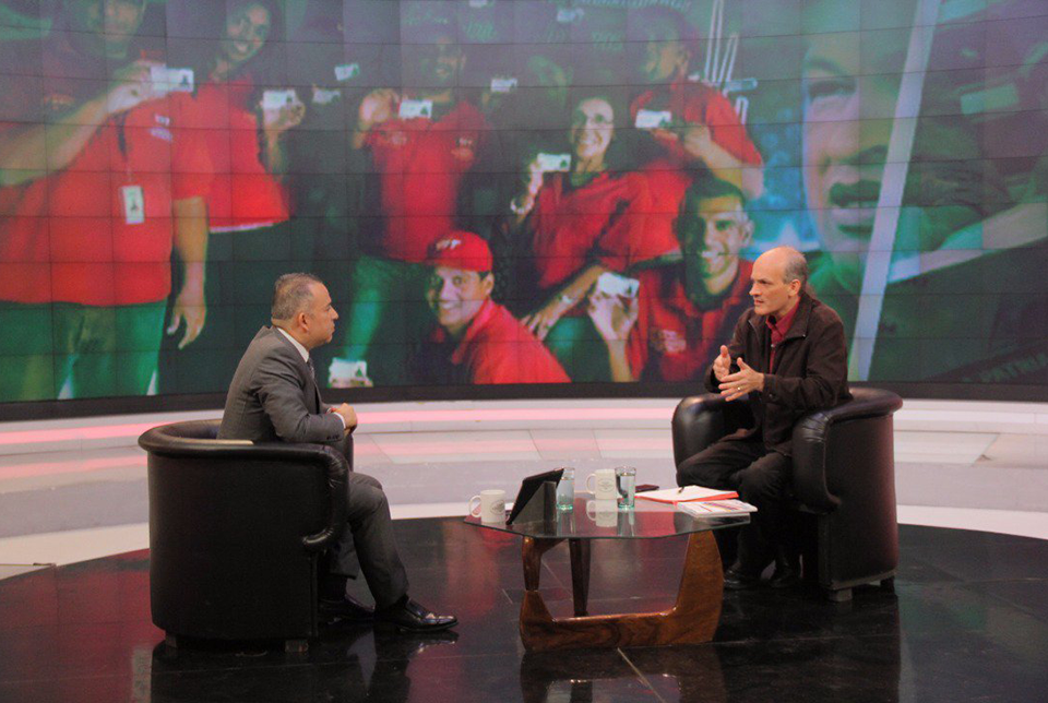 Ricardo Menéndez en programa especial del 2do Aniversario del Carnet de la Patria
