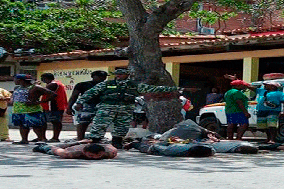 La unión cívico-militar tuvo una alta expresión en los sucesos de Chuao contra la “Operación Gedeón". | Foto: Misión verdad